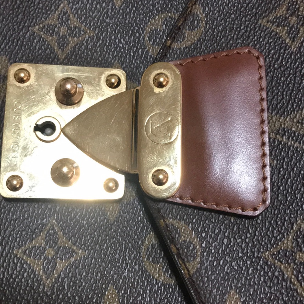 Vintage authentic Louis Vuitton monceau